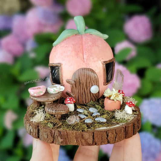 Peach Home Decoration (Sculpture Pre-Order)