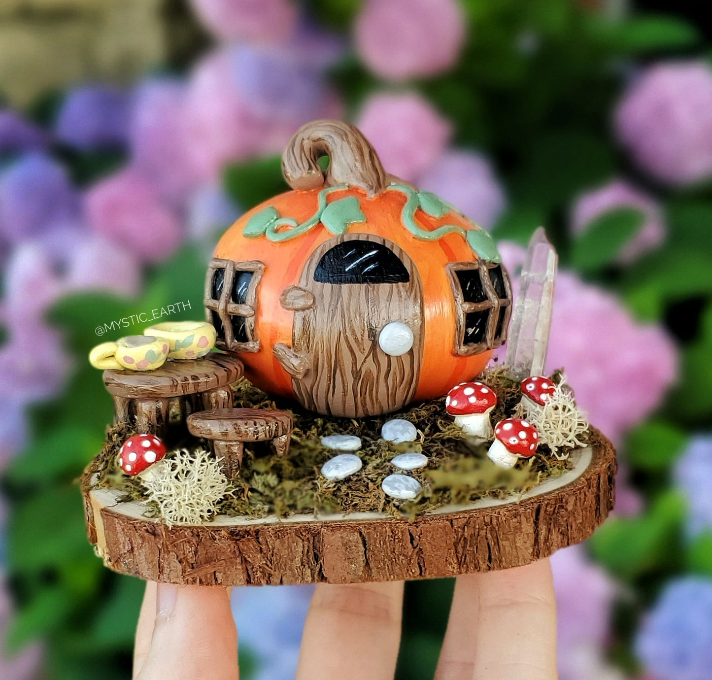 Pumpkin Home Decoration (Sculpture Pre-Order)