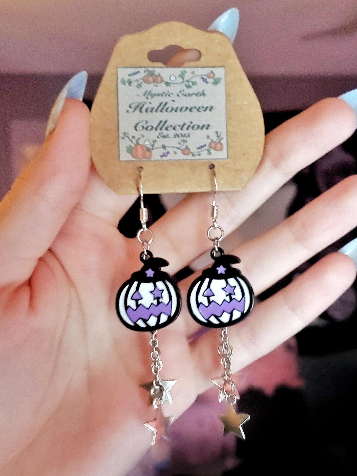 Star Eye Jackolantern Earrings (White)