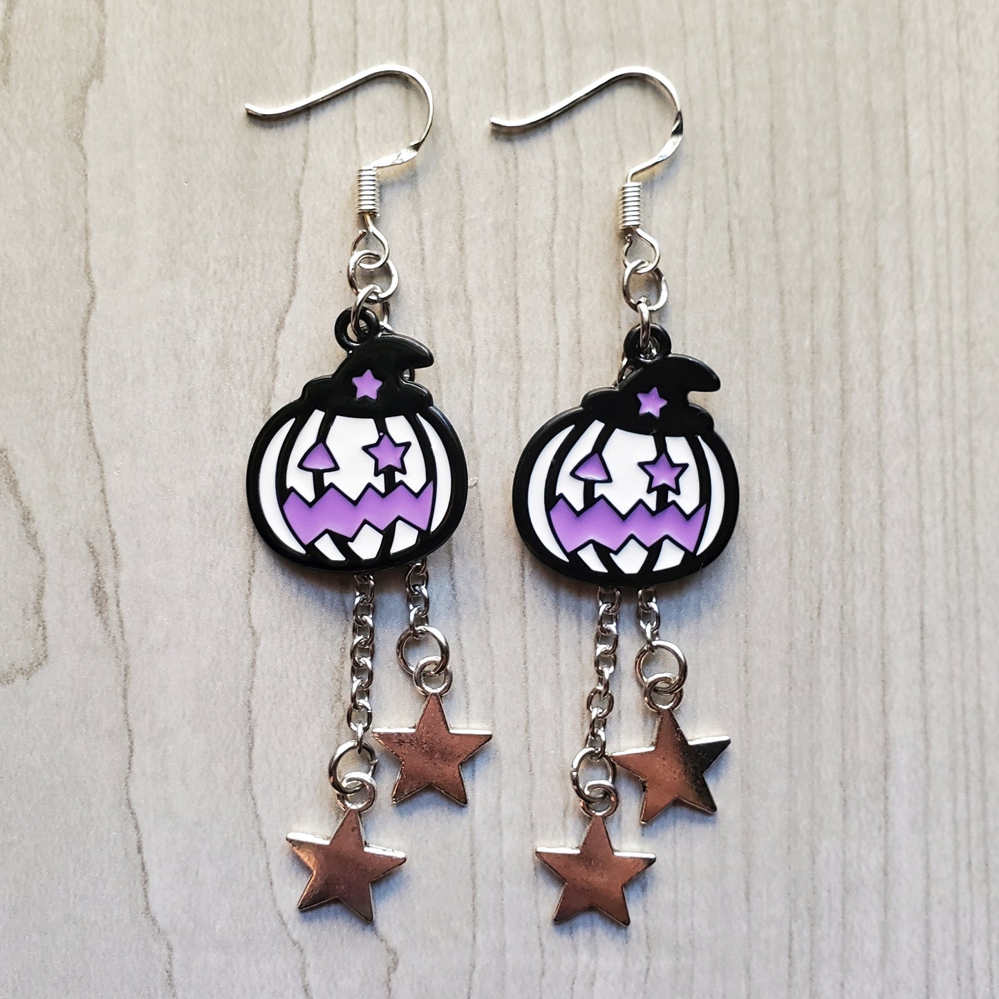 Star Eye Jackolantern Earrings (White)