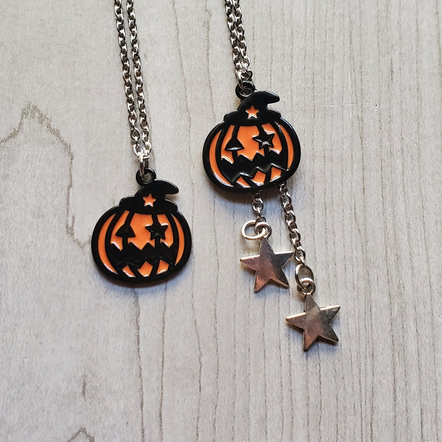 Star Eye Jackolantern Necklaces (Orange)