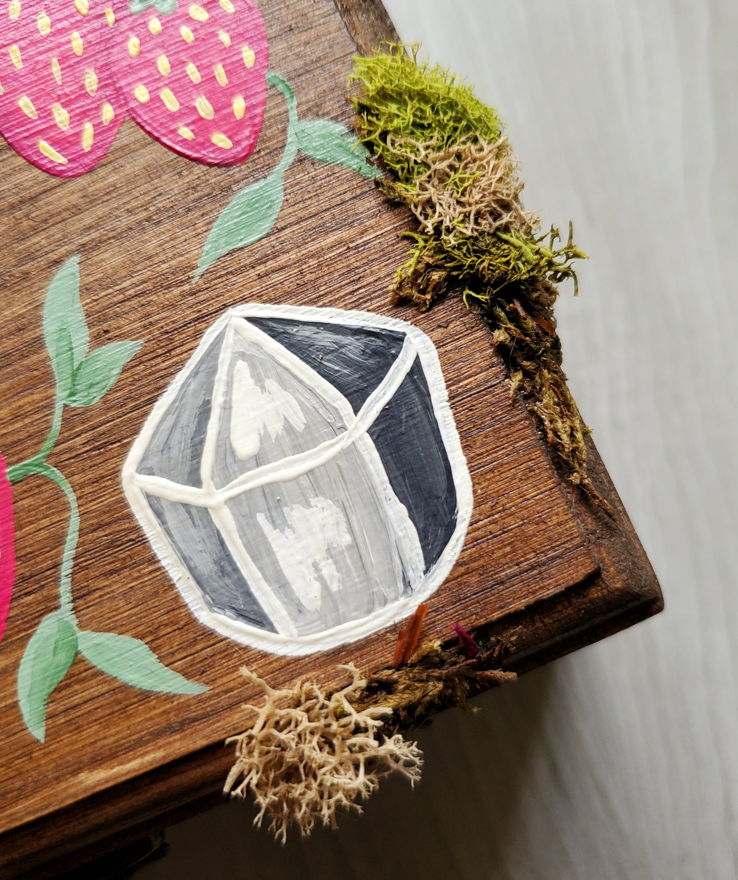 Strawberry Crystal Box
