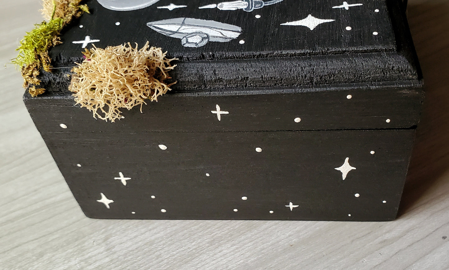 Bunny Familiar Wood Box