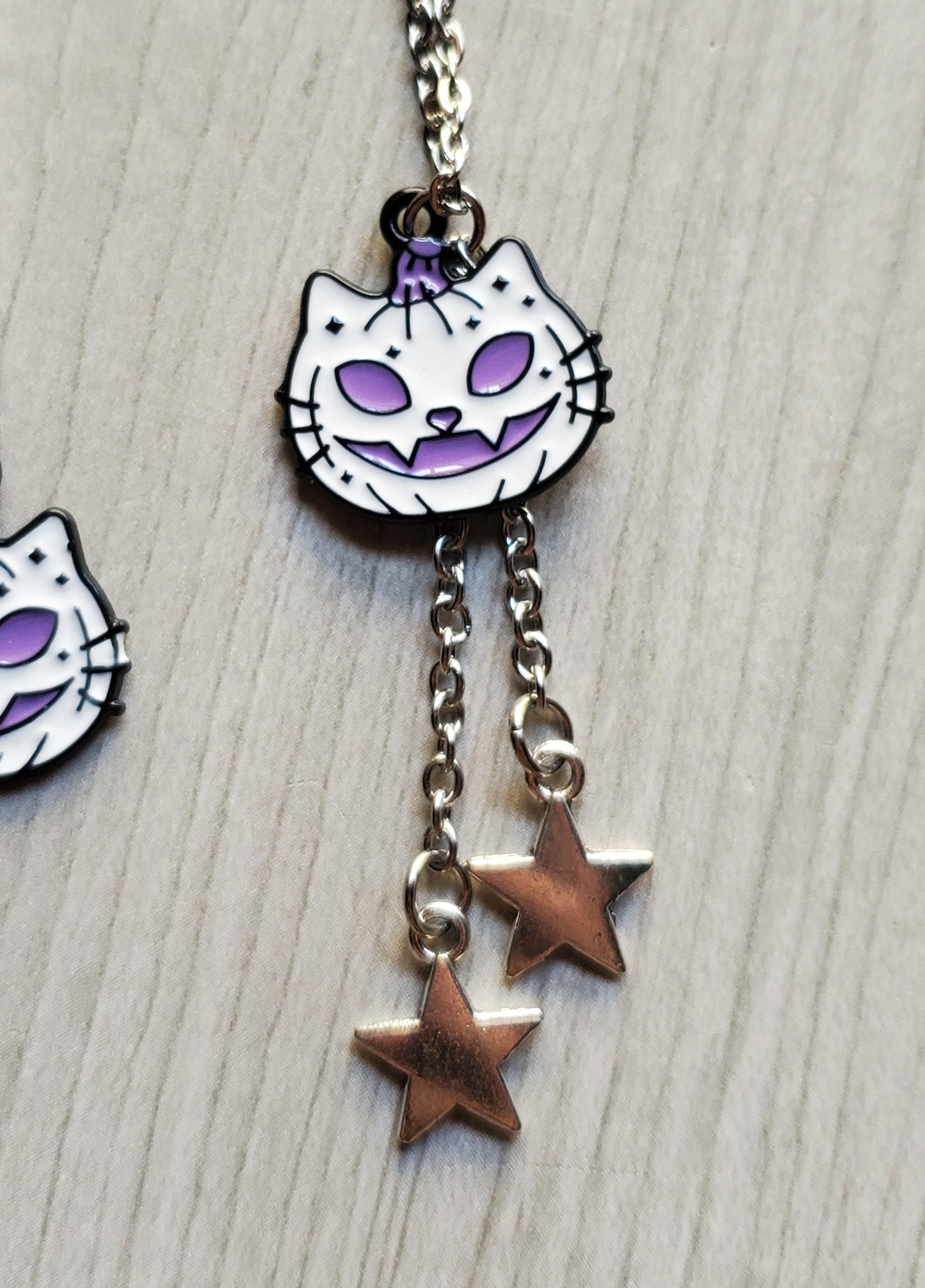 Kitty Jackolantern Necklaces (White)