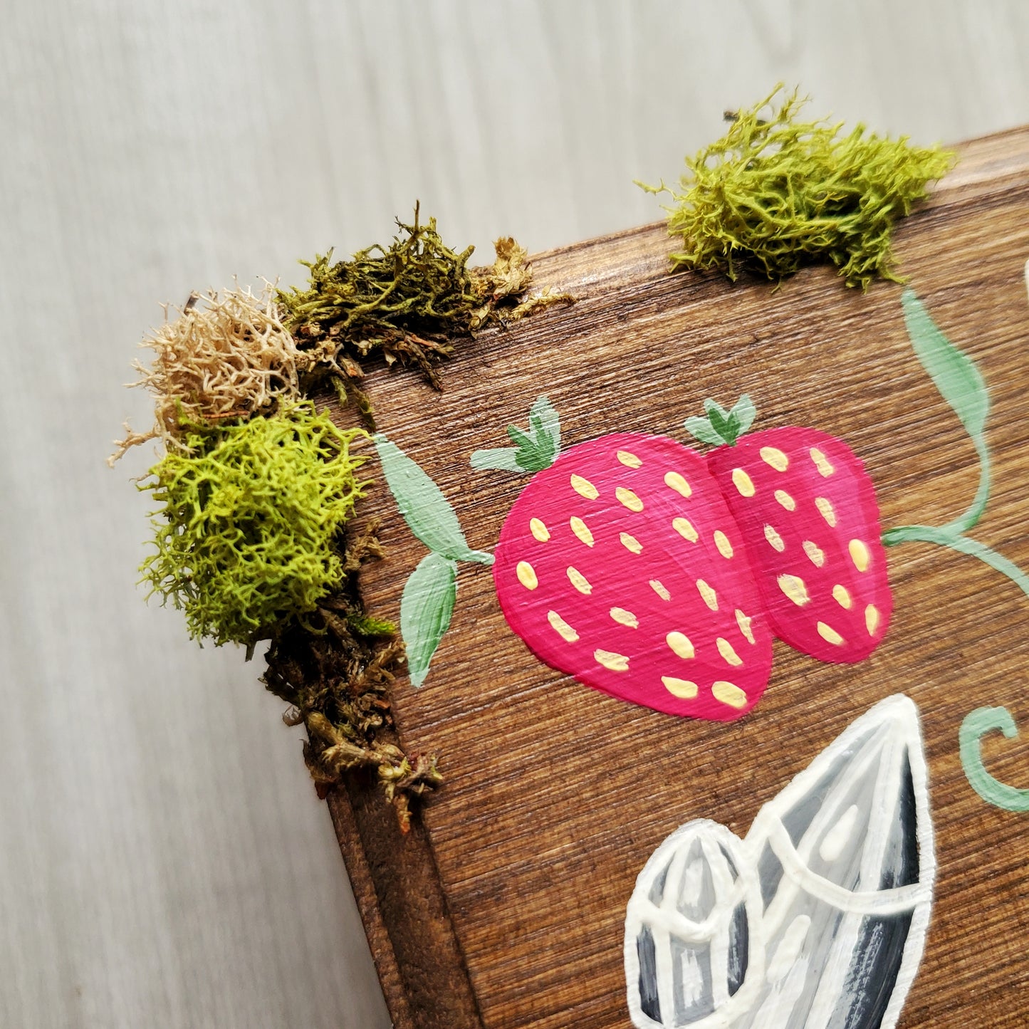 Strawberry Crystal Box