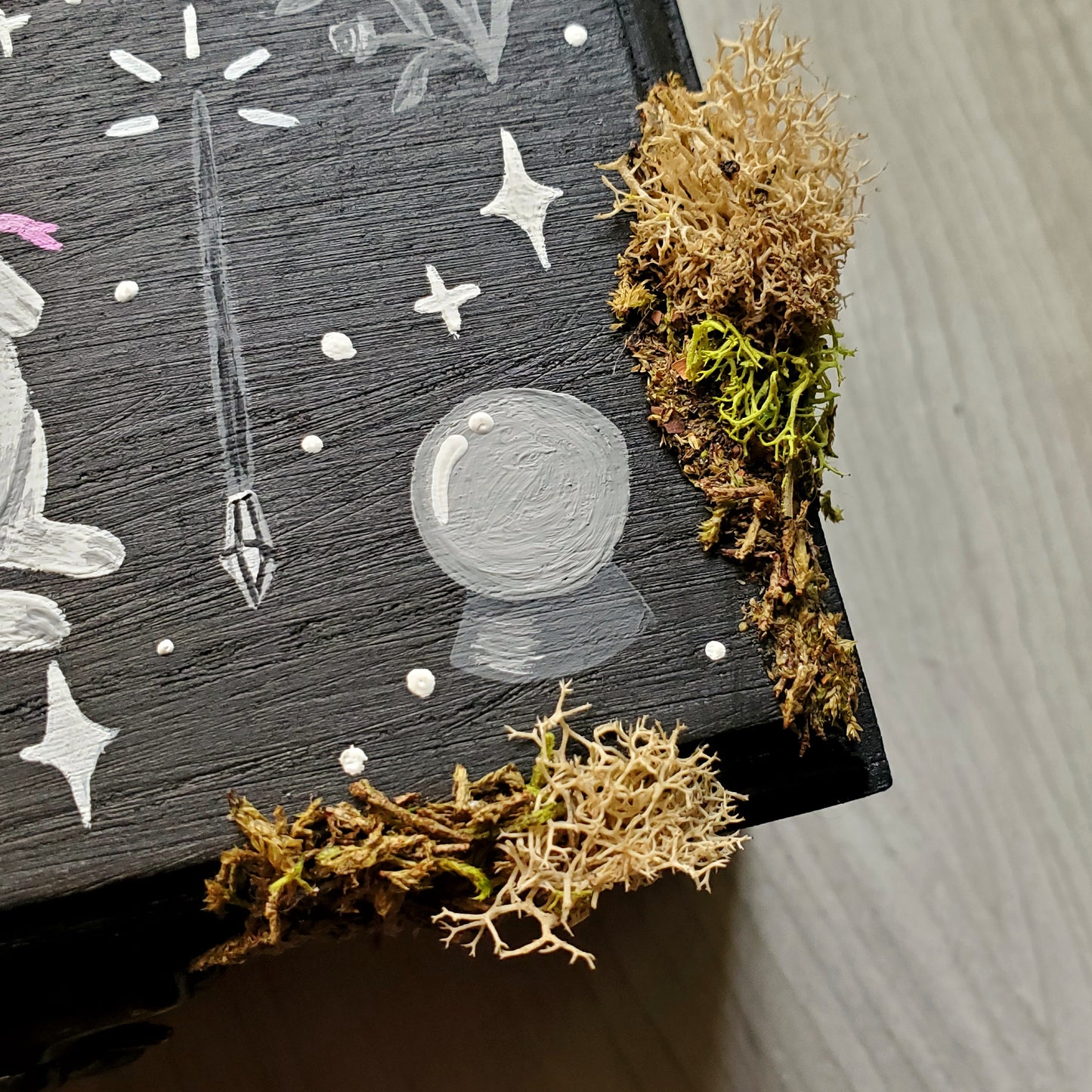 Bunny Familiar Wood Box