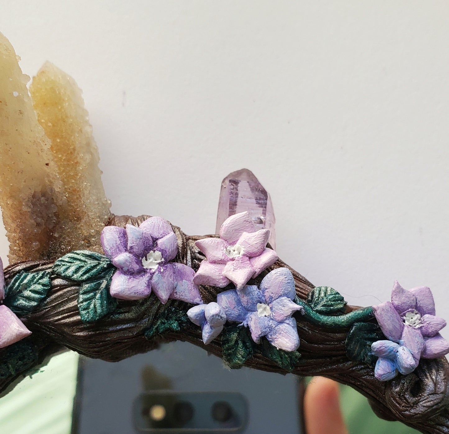 Spirit Quartz Crystal Magic Mirror (Sculpture)