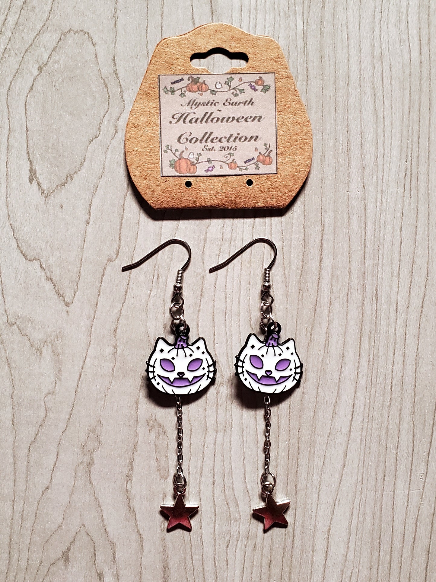 Kitty Jackolantern Earrings (White)