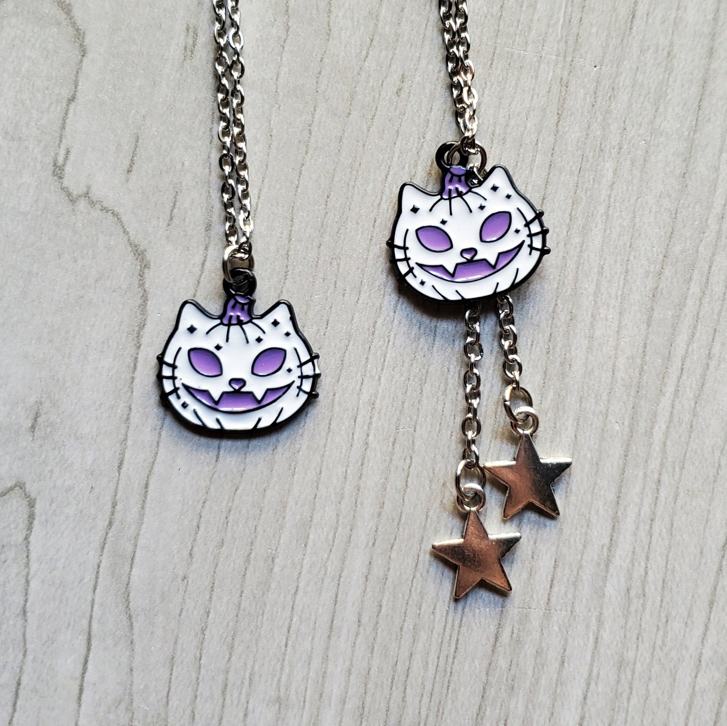 Kitty Jackolantern Necklaces (White)
