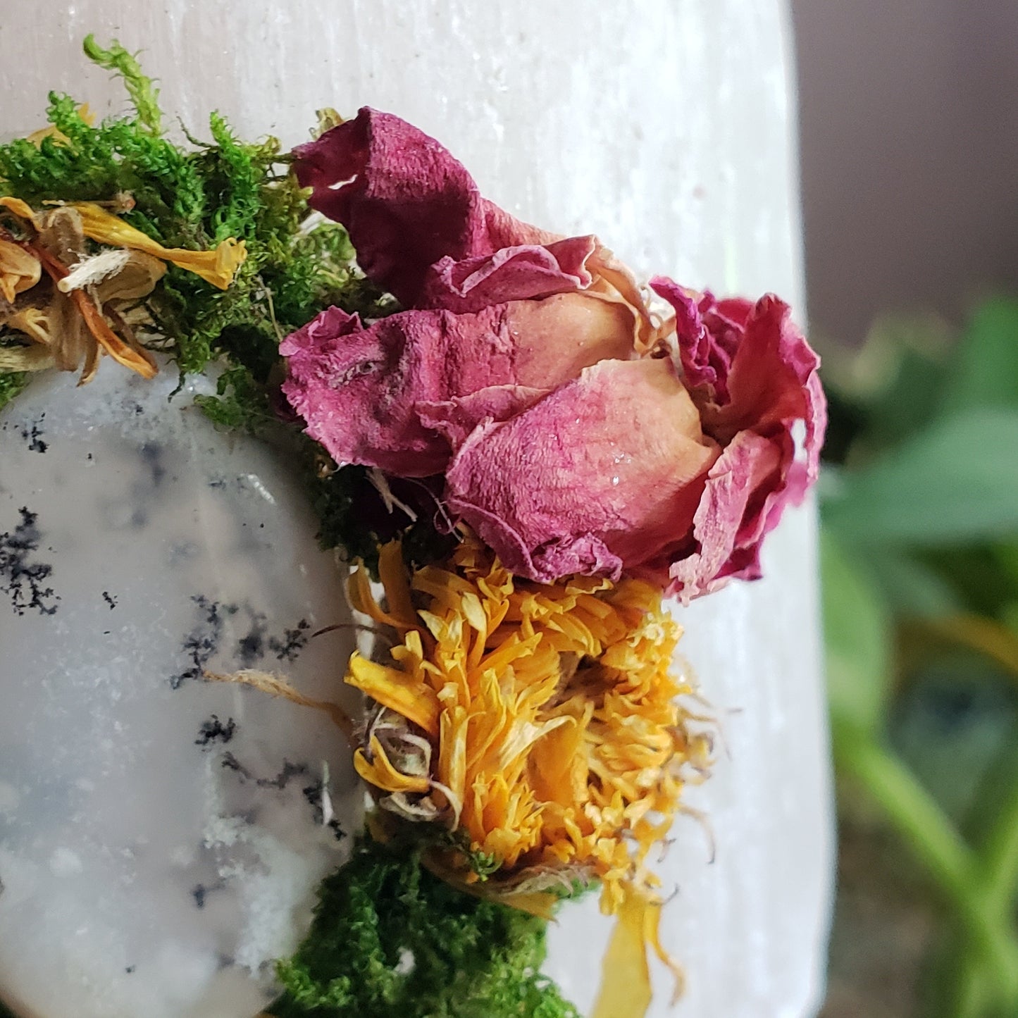 Floral Selenite Crystal Tealight Holder With Dendritic Opal