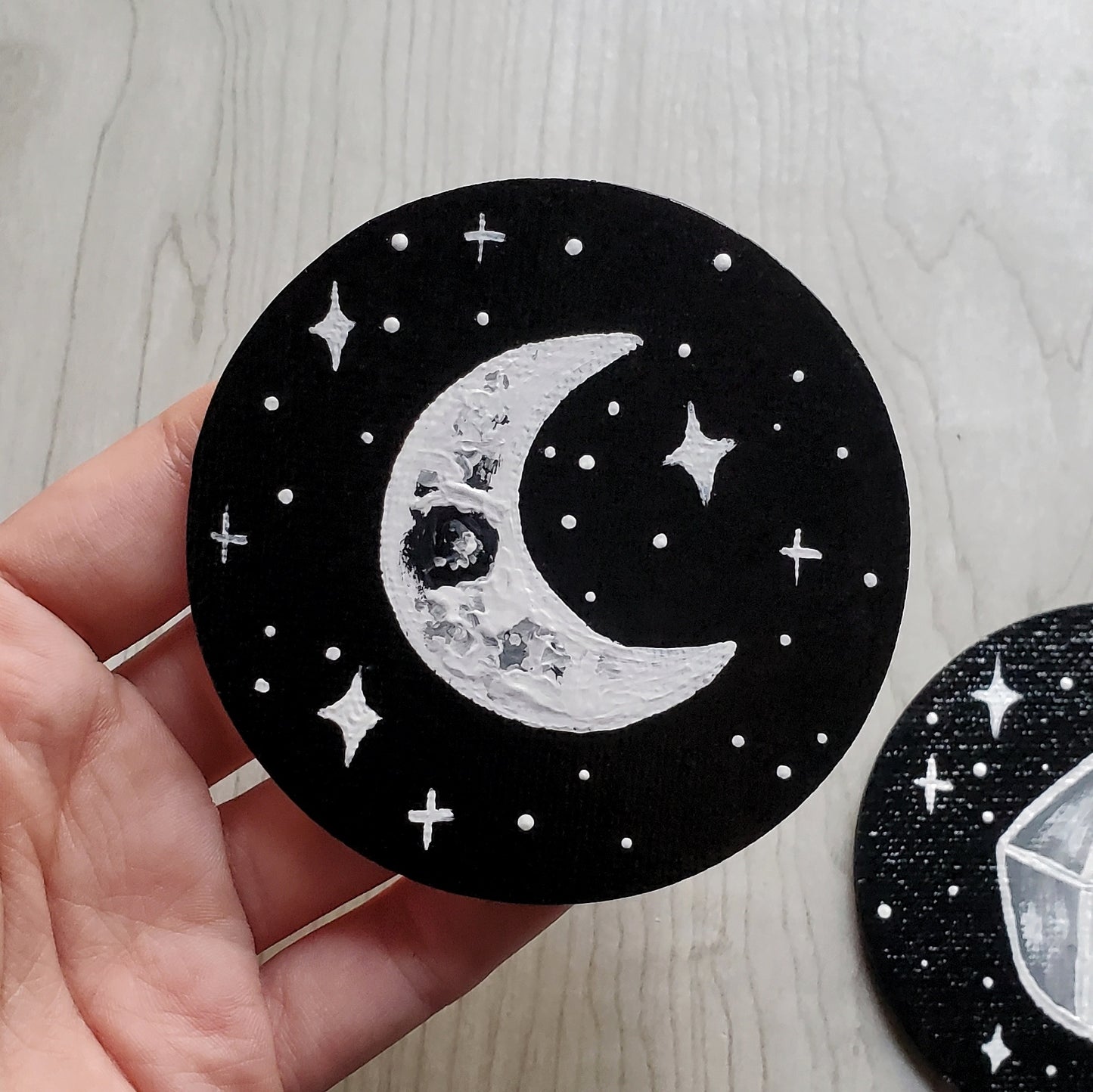 Black & White Ribbon Magnet Set
