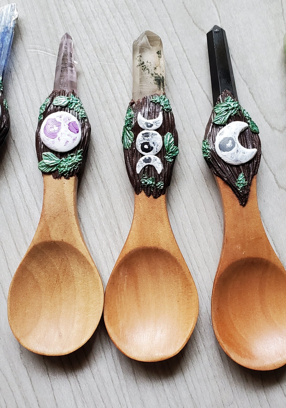 Earthy Spoons Crystal Moon Spoons – Mystic Earth