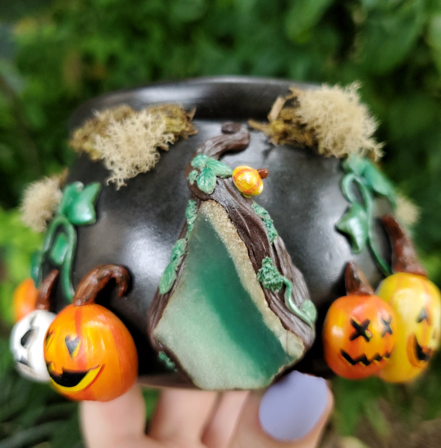 Chrysoprase Crystal Cauldron