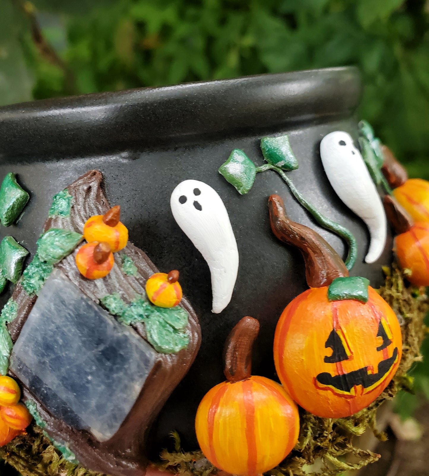 Ghostie Pumpkin Patch Crystal Cauldron