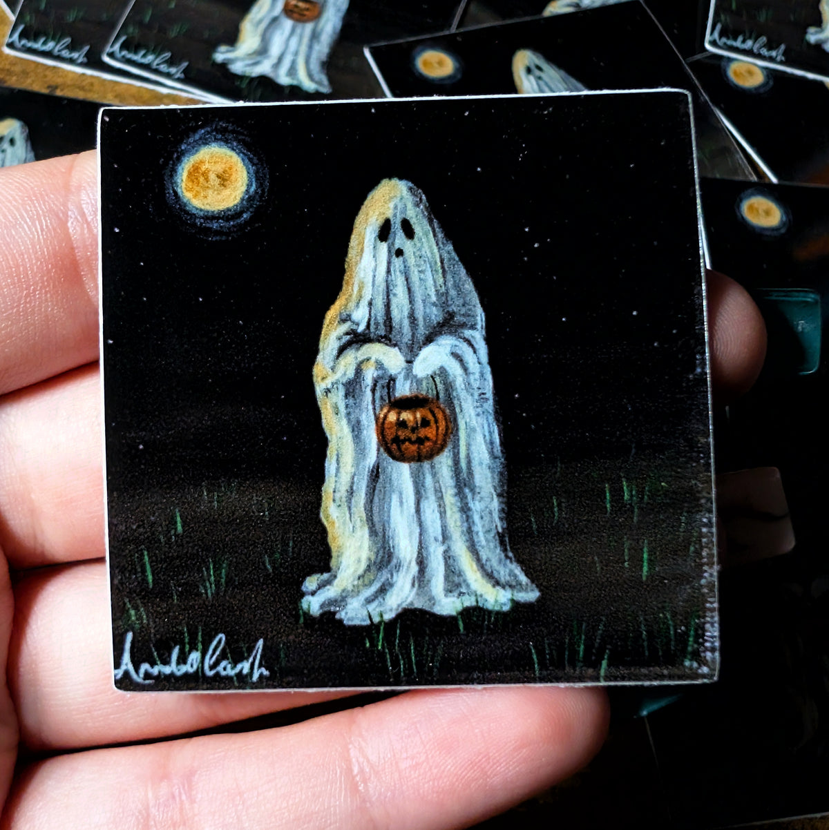 Pack of 25: 2" Fall Halloween Trick or Treating Ghost Stickers