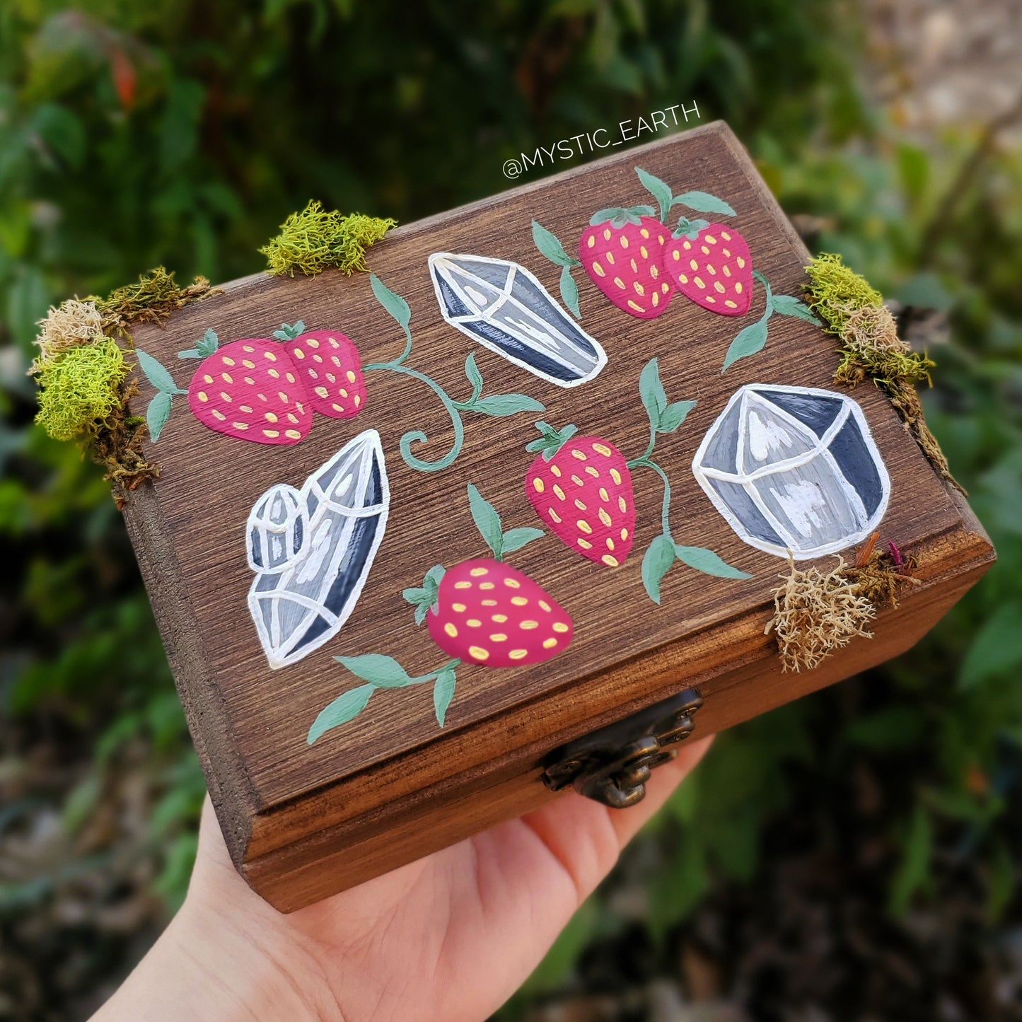 Strawberry Crystal Box