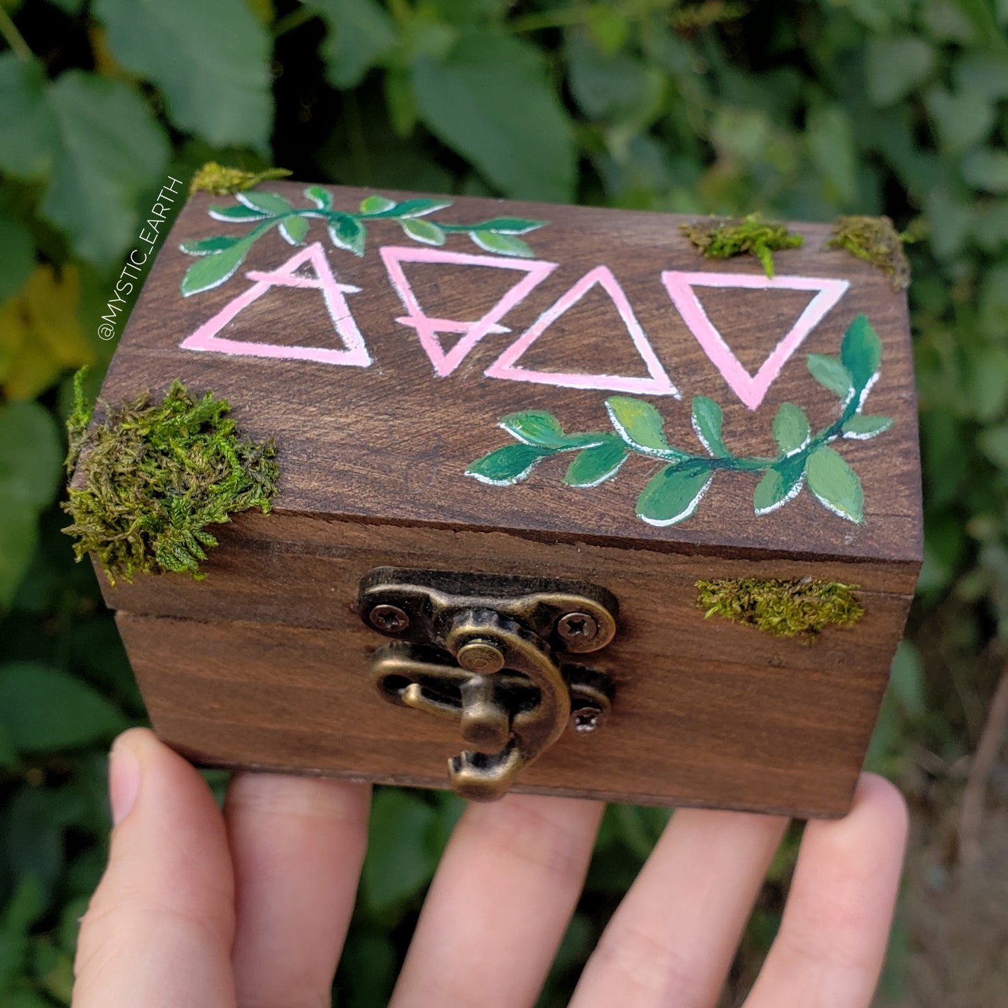 Elemental Hidden Gem Altar Box