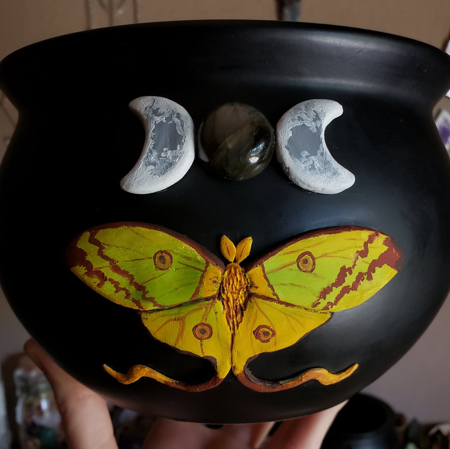 Comet Moth Crystal Cauldron