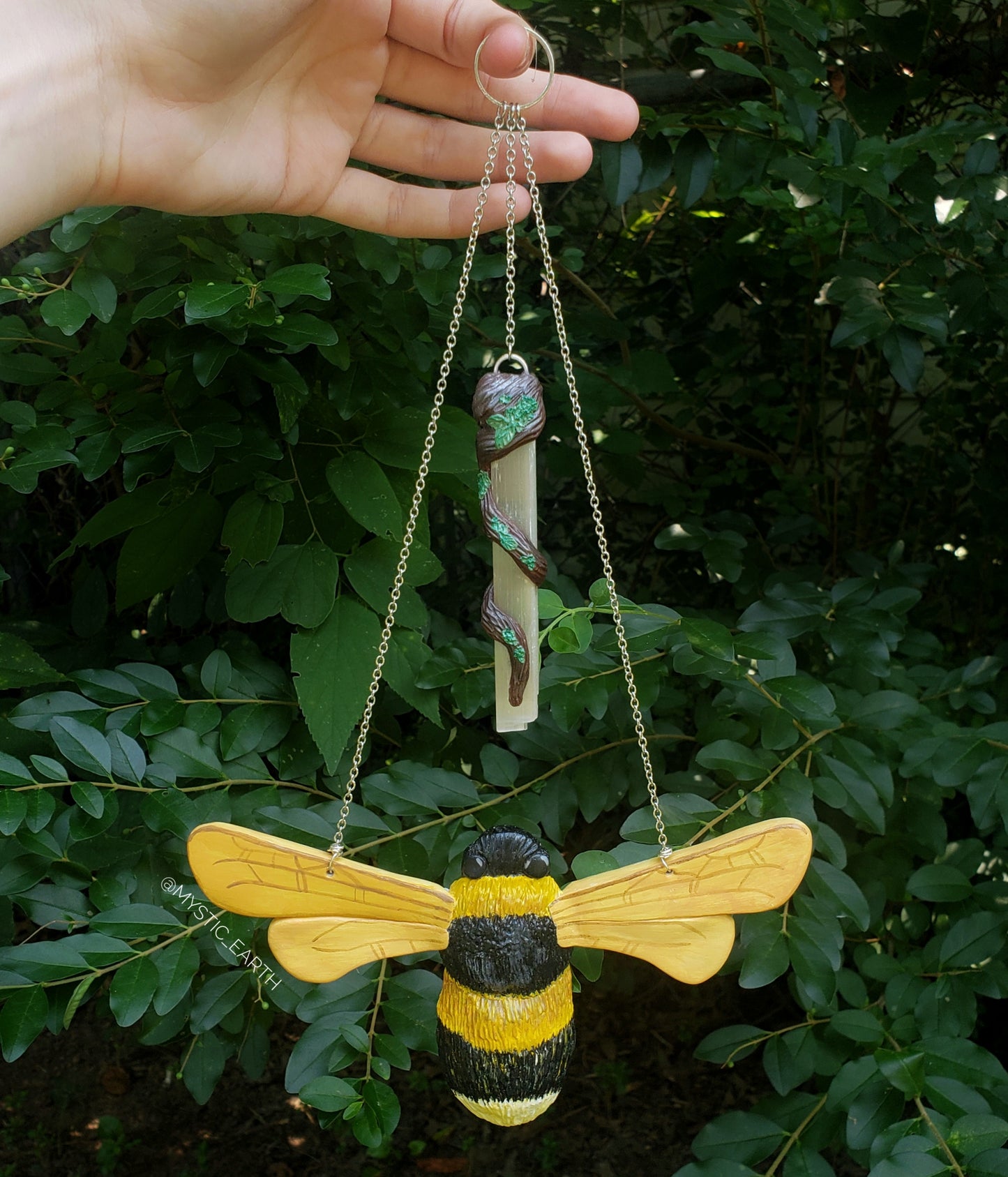 Bee Wall Hanging Sculpture