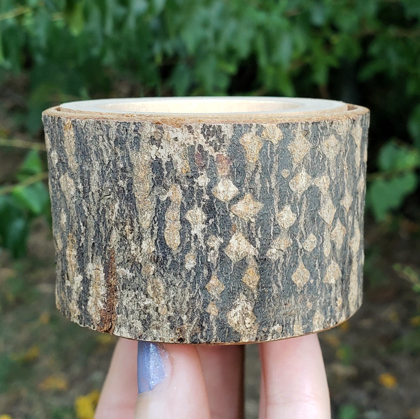 Wooden Tree Stump Tealight Holder: Blue Apatite 1