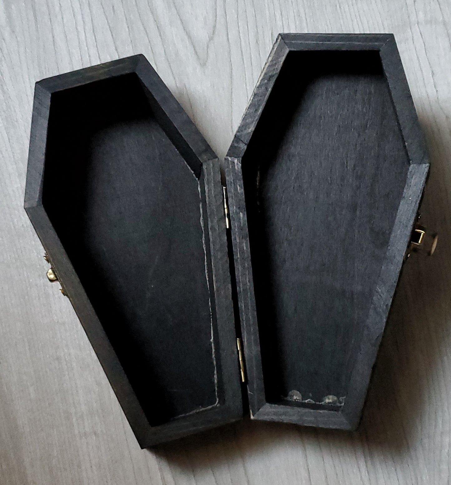 Blue Eye Pattern Coffin Box